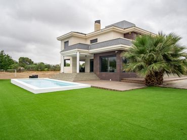 Villa zur Miete in Plaza Castelar - Mercado Central