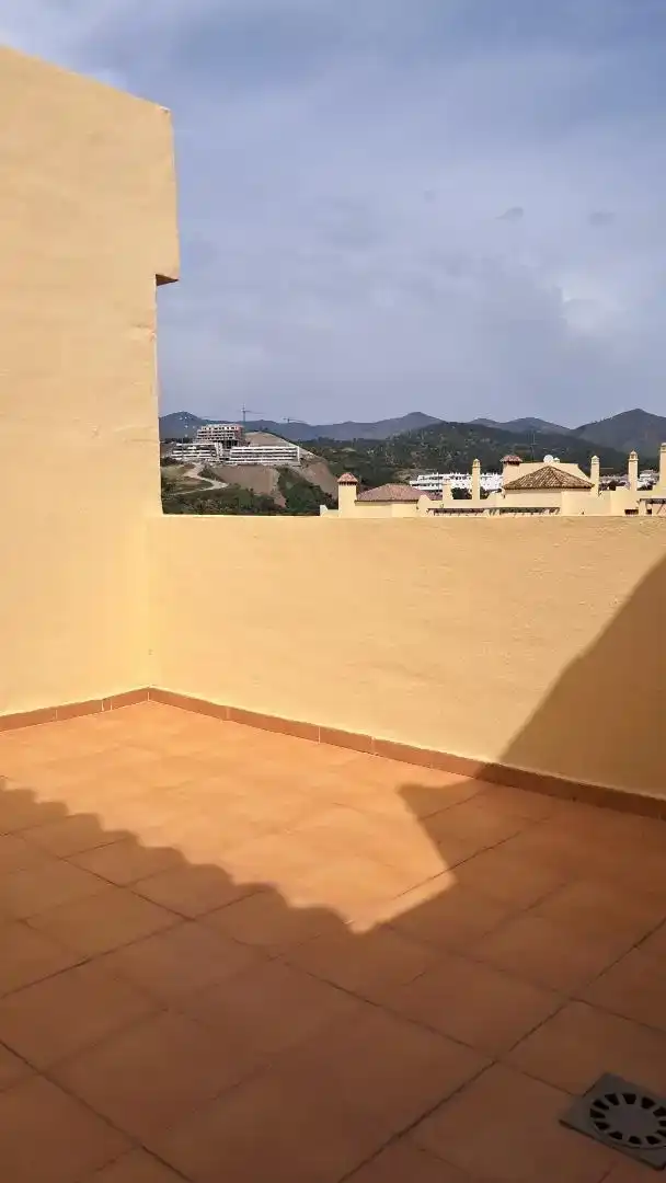 Terraza de Dúplex en venta en Estepona con Piscina
