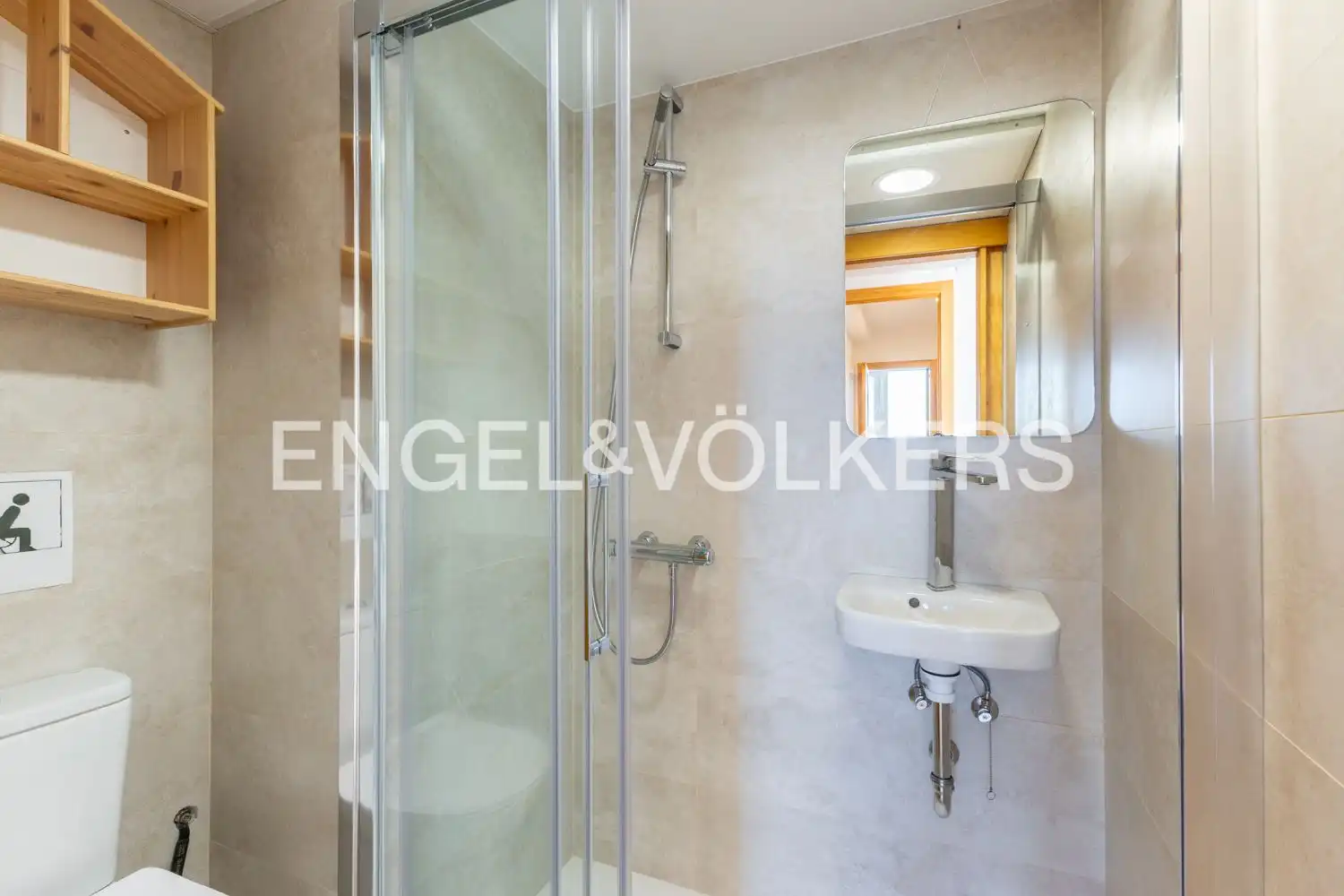 Badezimmer von Wohnung zum Verkauf in Valencia mit Heizung und Schwimmbad