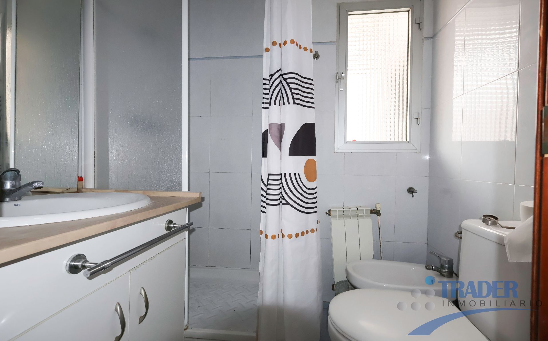 Bathroom of Flat for sale in Alcorcón  with Terrace and Balcony