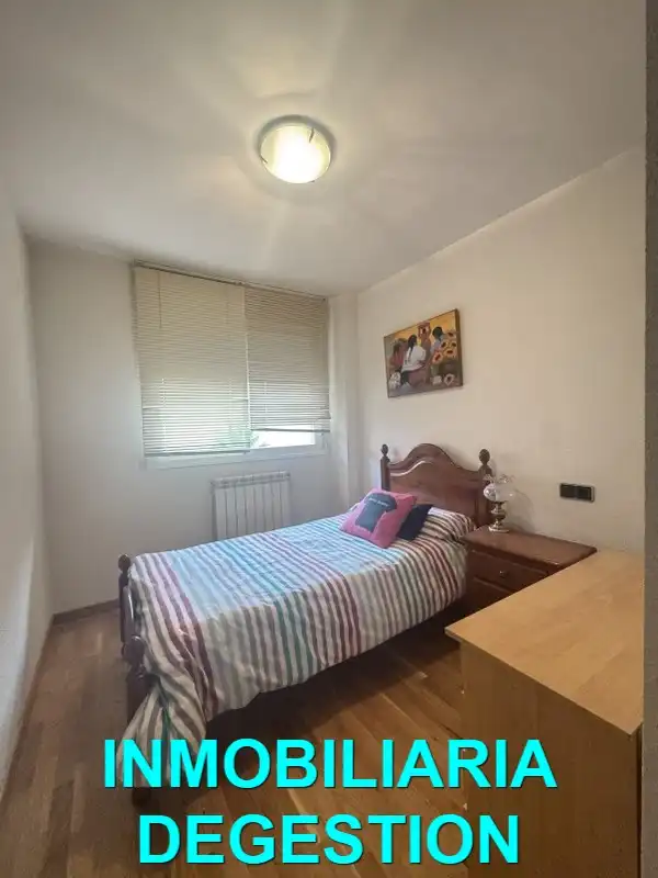 Piso en venta en Linares, Jaén