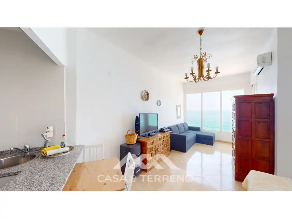 Living room of Study for sale in Algarrobo  with Air Conditioner and Community pool