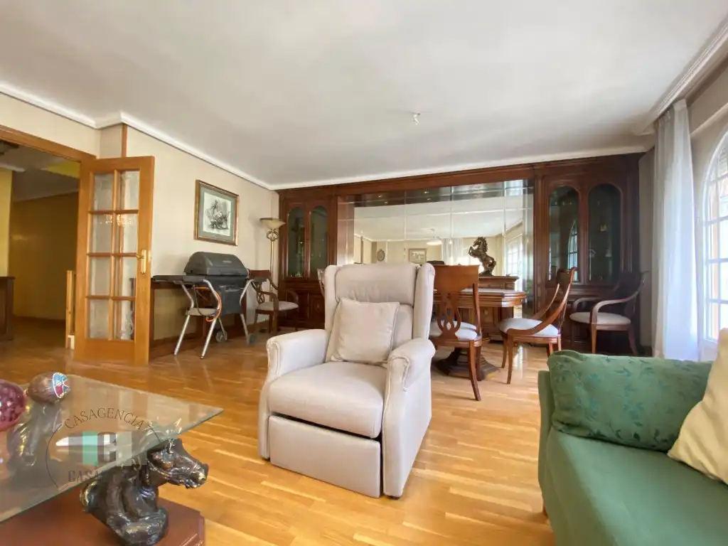 Duplexes for sale in Calle Poeta Verdaguer, Hospital - Plaza del Real