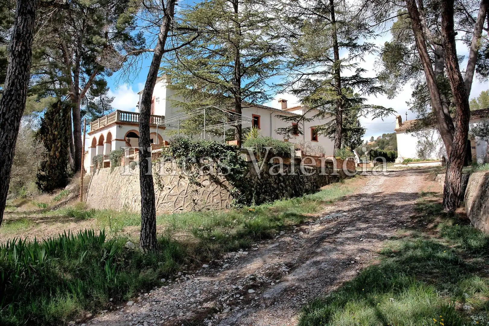 Vista exterior de Finca rústica en venta en Alcoy / Alcoi con Terraza, Trastero y Piscina