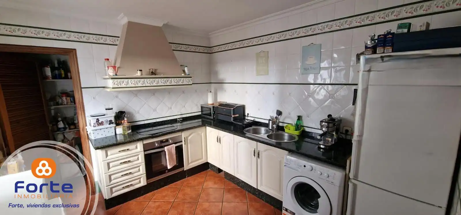 Kitchen of Flat for sale in Córdoba  with Air Conditioner