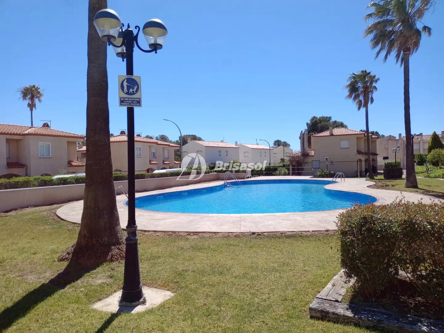 Piscina de Casa adosada en venta en Mont-roig del Camp con Jardín privado y Piscina comunitaria