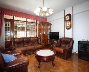 Living room of Flat to rent in Valladolid Capital  with Heating, Terrace and Furnished