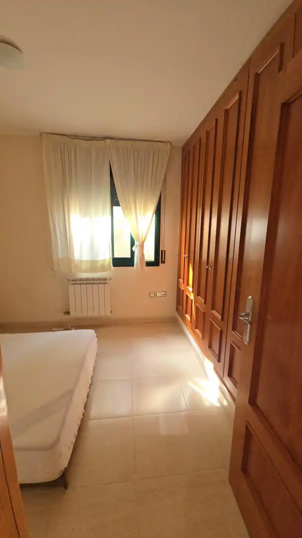 Dormitori de Casa o xalet en venda en Reus amb Calefacció, Jardí privat i Terrassa