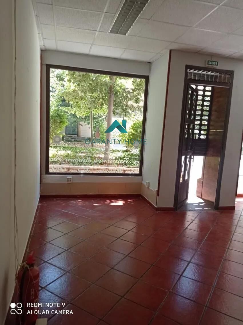 Local de lloguer en Badajoz Capital amb Moblat