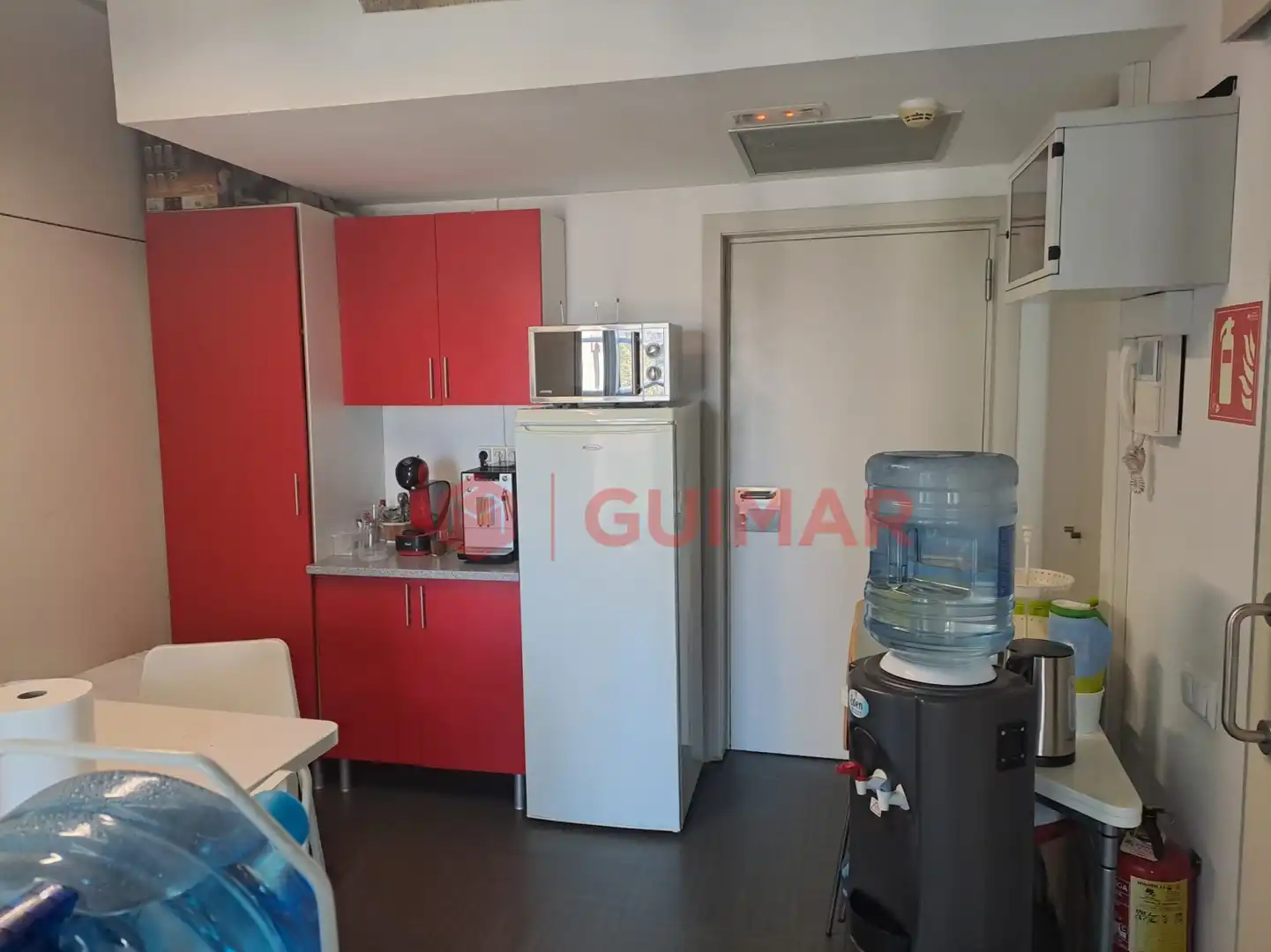 Kitchen of Office for rent in Barcelona  with Air Conditioner and Heating