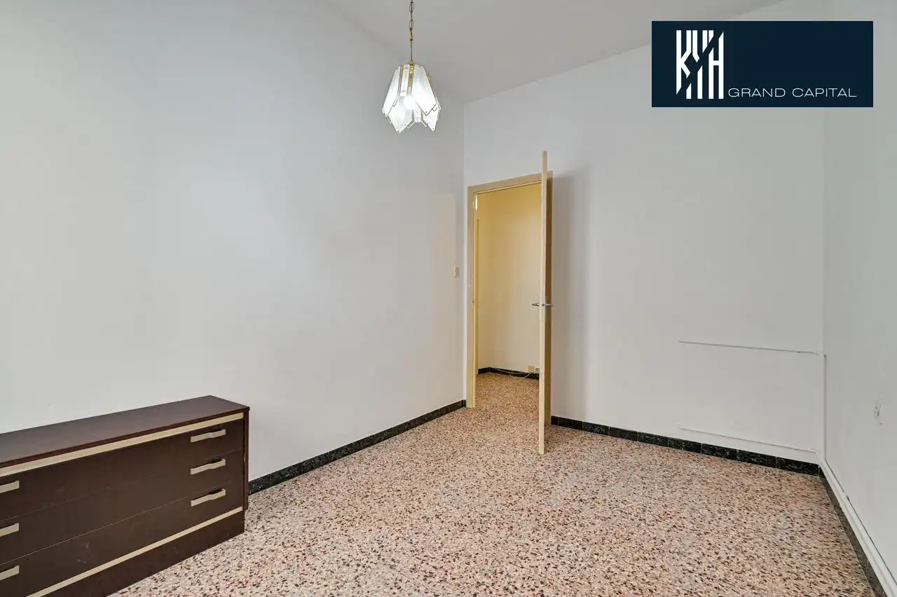 Schlafzimmer von Erdgeschoss zum Verkauf in Salt mit Heizung und Abstellraum