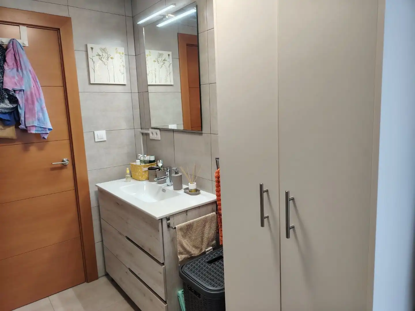 Bathroom of Flat for sale in  Sevilla Capital  with Air Conditioner and Balcony