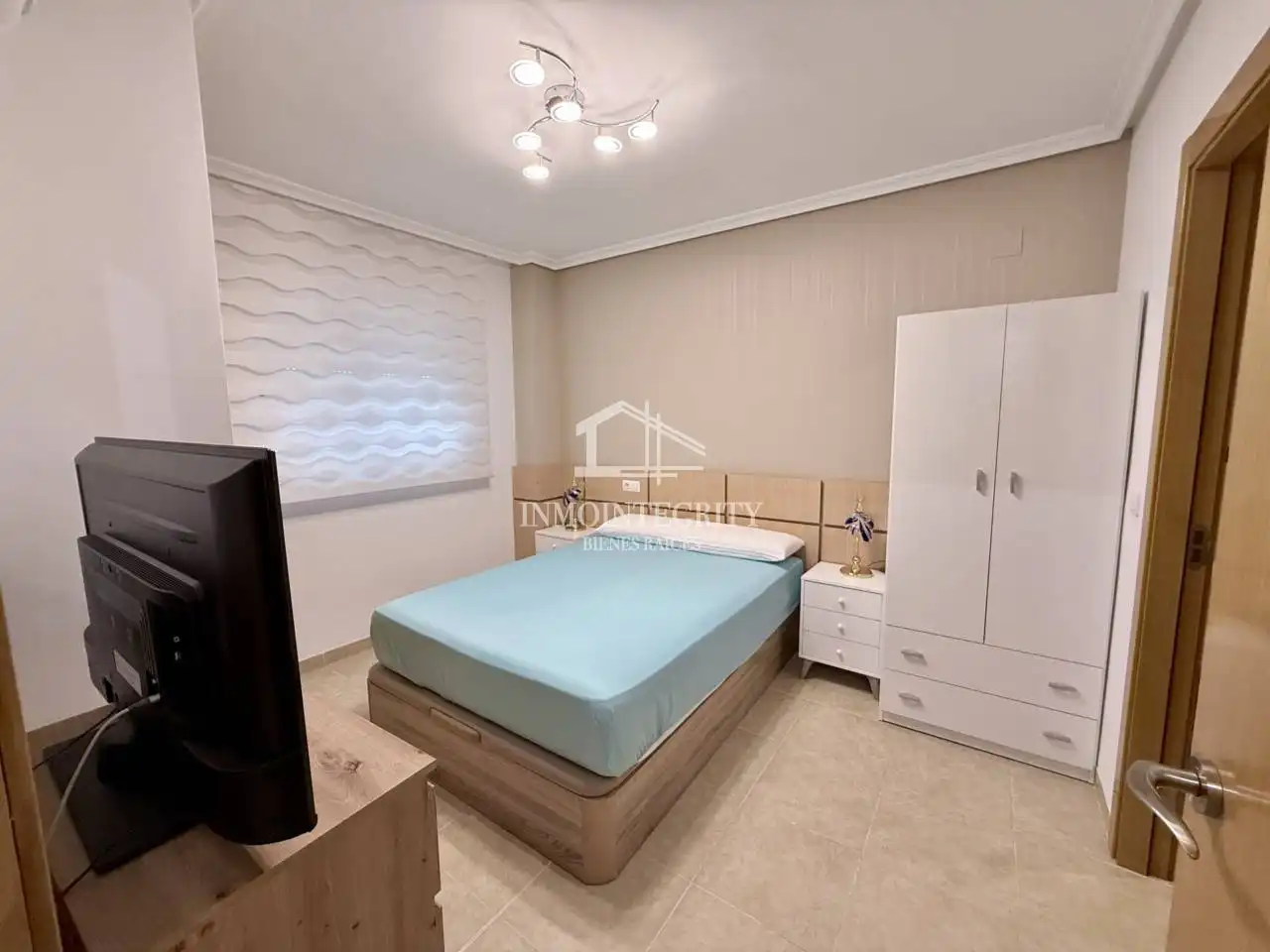 Apartamento con piscina en venta en Avenida Central 14, imagen 24