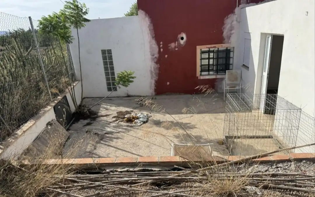 Country house zum Verkauf in Cartagena mit Privatgarten, Abstellraum und Schwimmbad