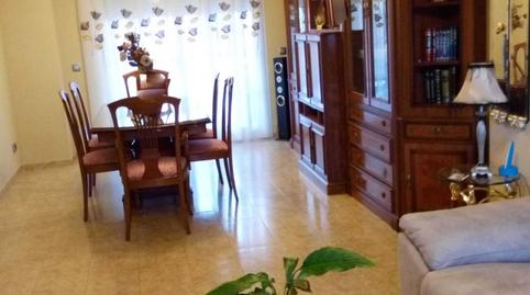 Foto 2 de Casa o xalet en venda a Renfe - Bulevar 1ª y 2ª Fase, Jaén