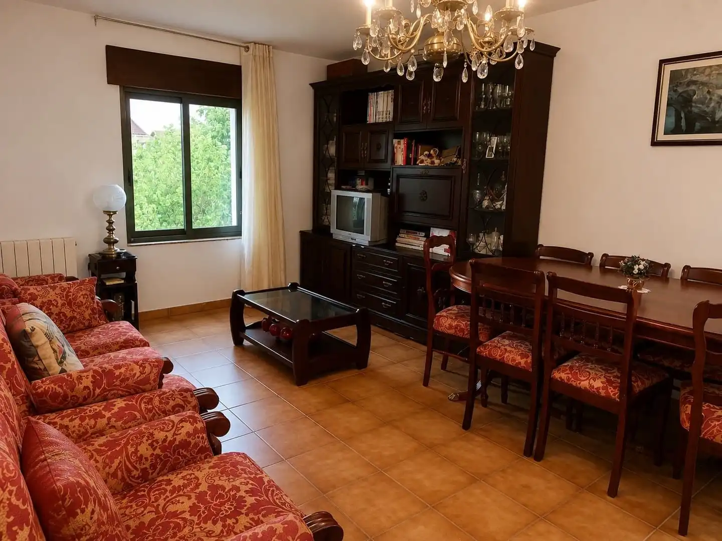 Sala de estar de Finca rústica en venta en Valle de Losa con Jardín privado, Amueblado y Alarma