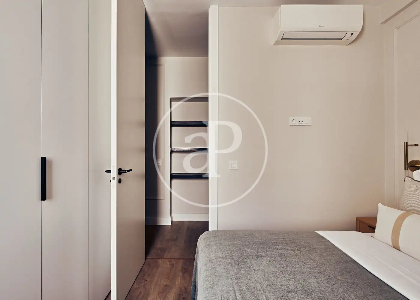 Schlafzimmer von Wohnung zum Verkauf in Madrid mit Klimaanlage, Heizung und Terrasse