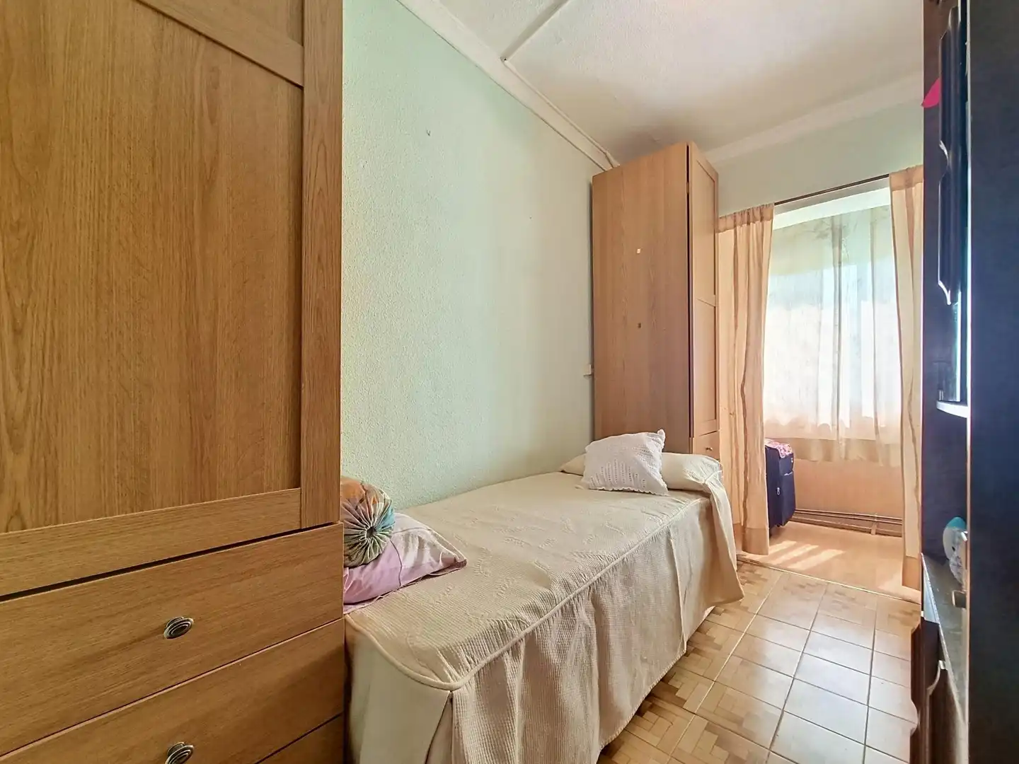 Bedroom of Flat for sale in Madrid  with Air Conditioner, Heating and Furnished