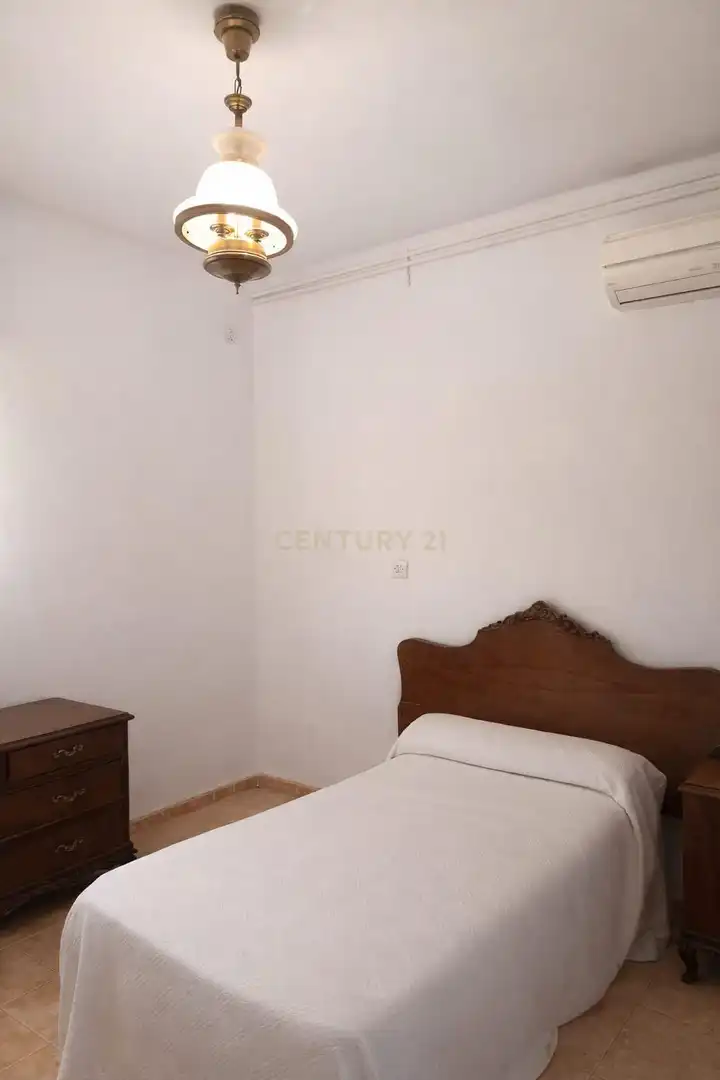 Schlafzimmer von Wohnungen zum Verkauf in Trujillo mit Klimaanlage, Abstellraum und Balkon
