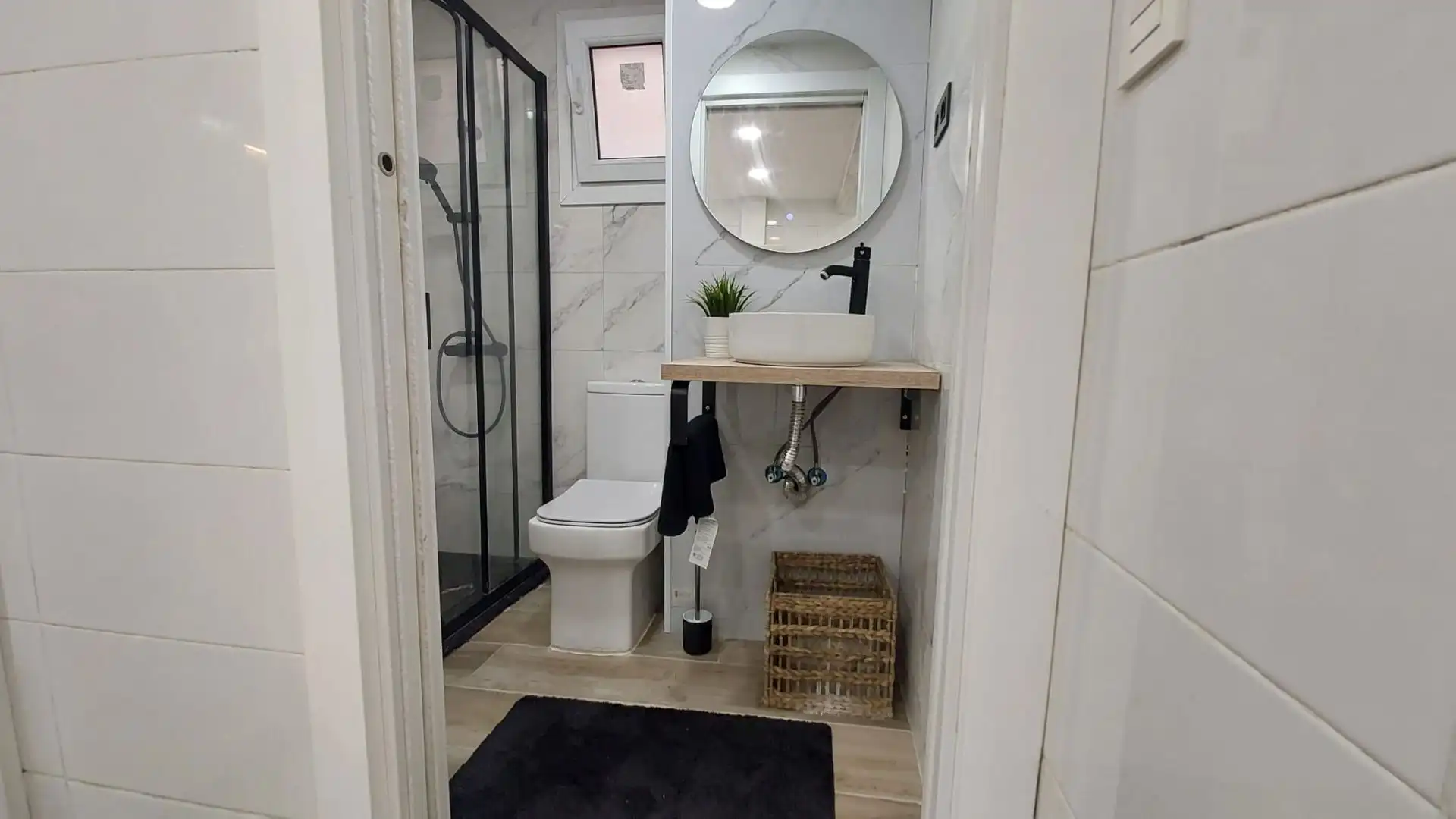Badezimmer von Wohnungen zum Verkauf in Bilbao  mit Heizung