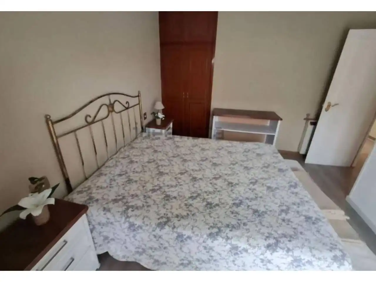 Bedroom of Flat for rent in Ourense Capital   with Heating, Parquet flooring and Storage room