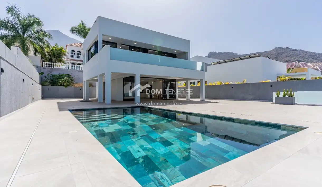 Haus mit Pool zum Verkauf in Costa Adeje