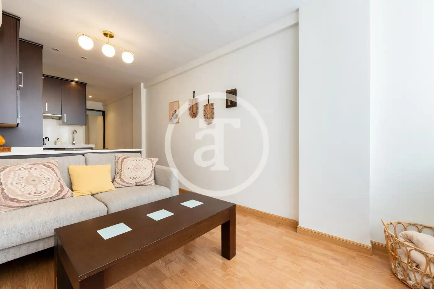 Living room of Flat for rent in Madrid  with Heating, Furnished and Oven