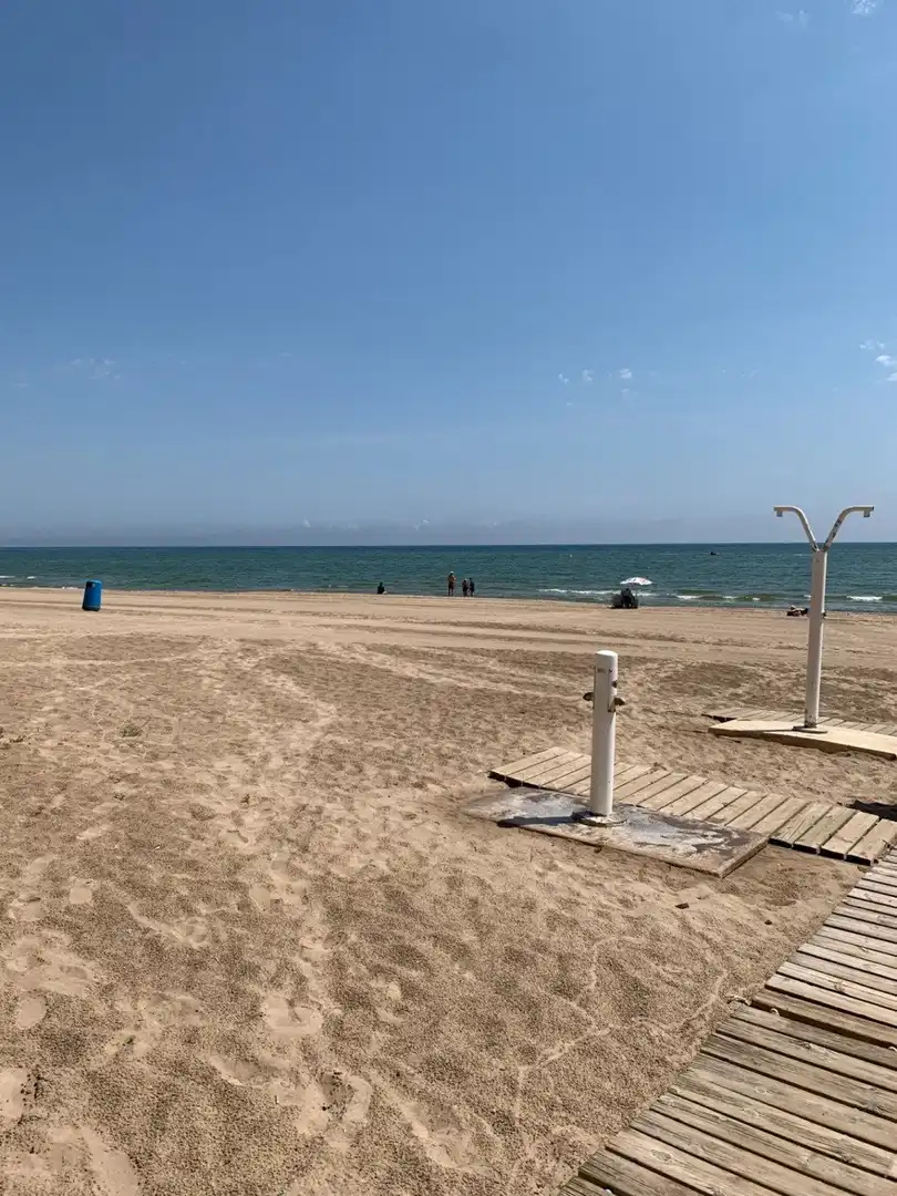 Außenansicht von Erdgeschoss zum Verkauf in Valencia mit Terrasse, Abstellraum und Möbliert