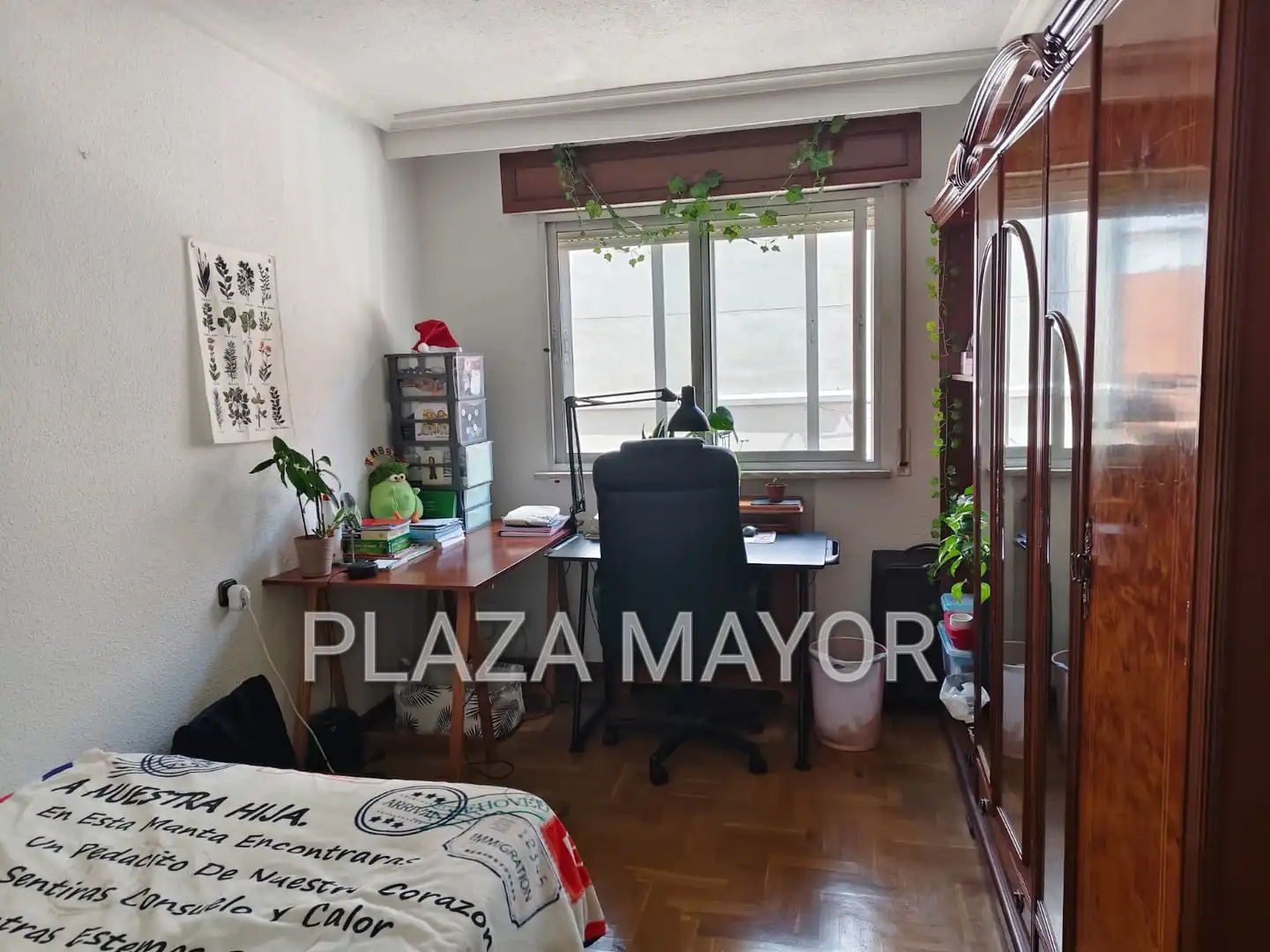 Habitación de Piso de alquiler en Salamanca con Calefacción, Amueblado y Balcón