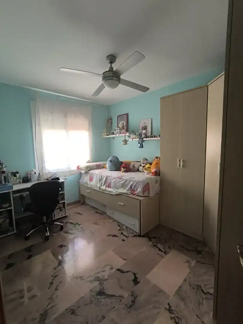Dormitori de Casa adosada en venda en Santa Fe amb Aire condicionat i Balcó