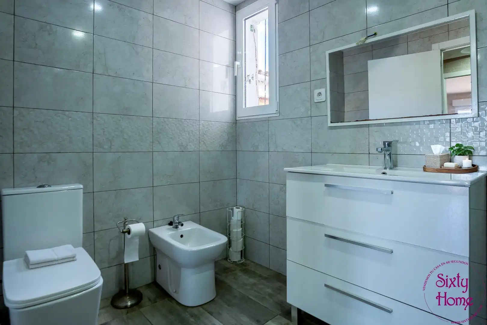 Baño de Piso en venta en Tauste con Calefacción, Parquet y Amueblado