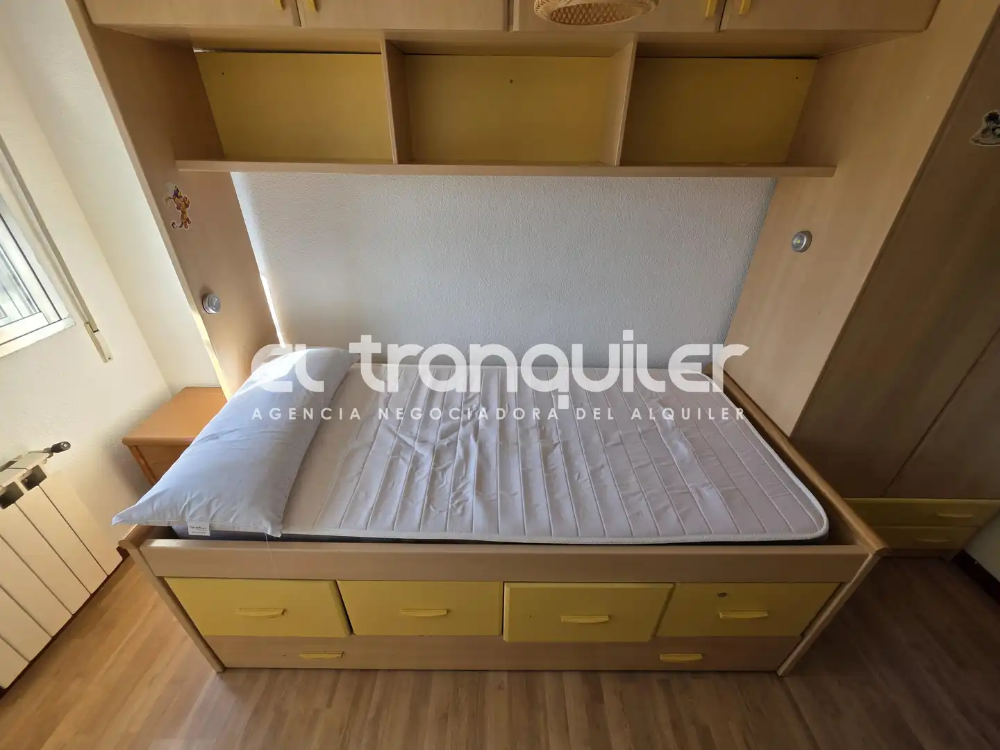 Bedroom of Flat for rent in Madrid  with Air Conditioner, Terrace and Furnished