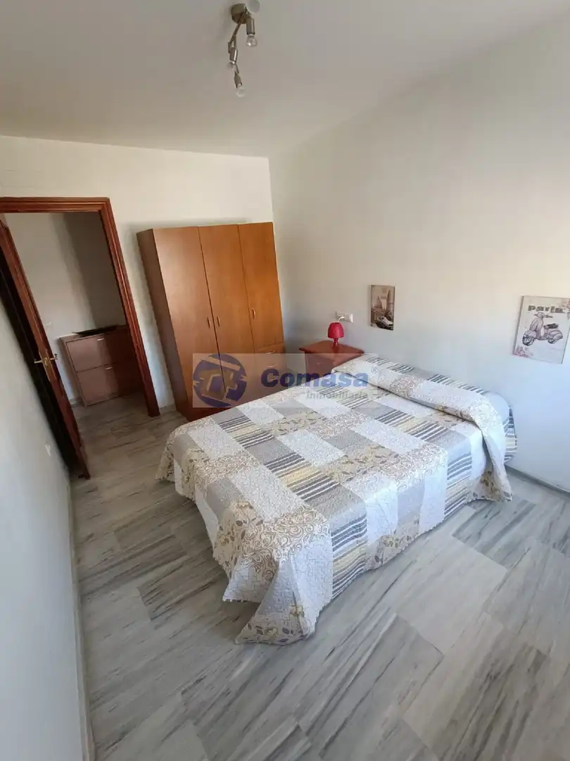 Dormitori de Apartament en venda en Martos amb Calefacció i Moblat