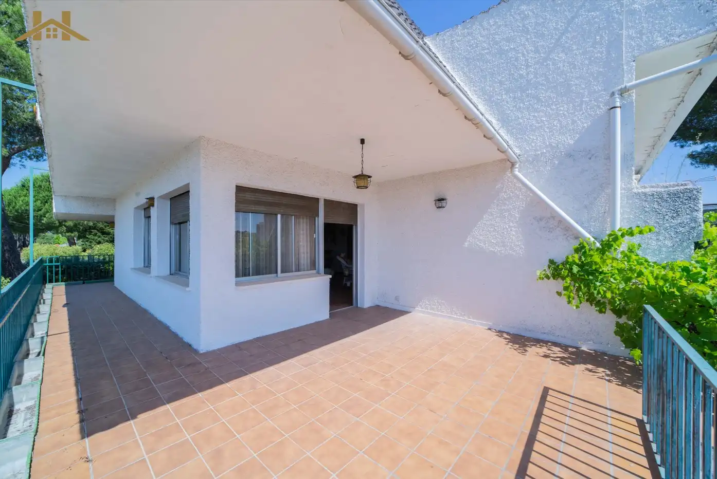 Vista exterior de Casa o chalet en venta en Valdemorillo con Calefacción, Jardín privado y Terraza