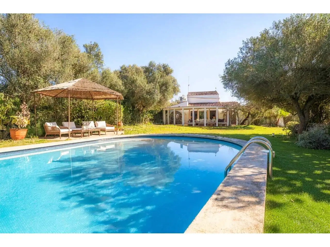 Casa rústica amb piscina en venda a Llucmaçanes, imagen 5
