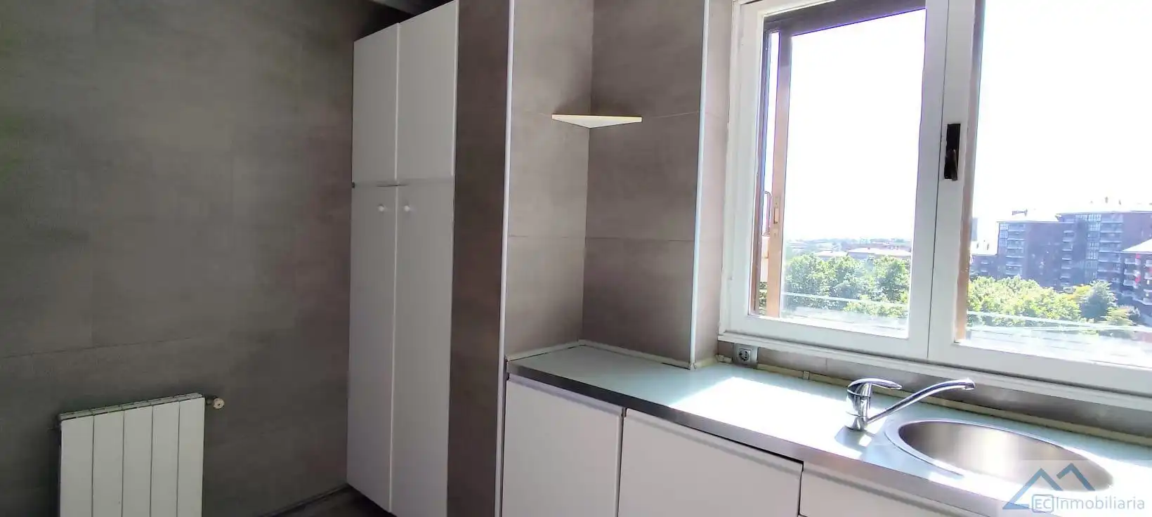 Cocina de Piso en venta en Santander con Calefacción y Parquet