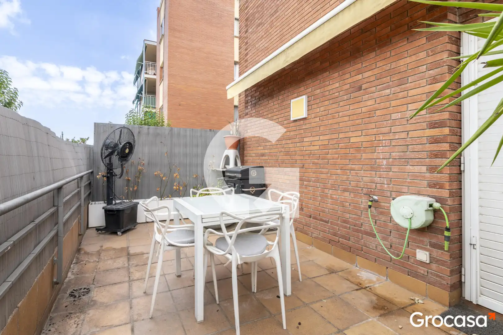Terraza de Casa adosada en venta en Sant Joan Despí con Aire acondicionado, Calefacción y Terraza