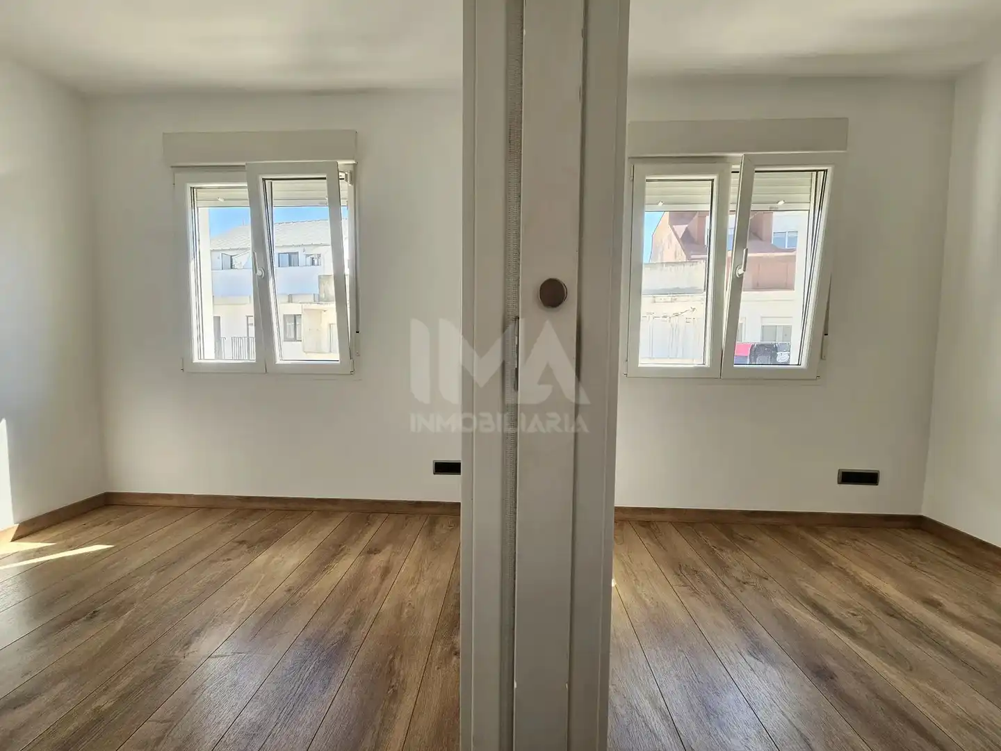 Dormitori de Pis de lloguer en L'Eliana amb Aire condicionat, Parquet i Forn