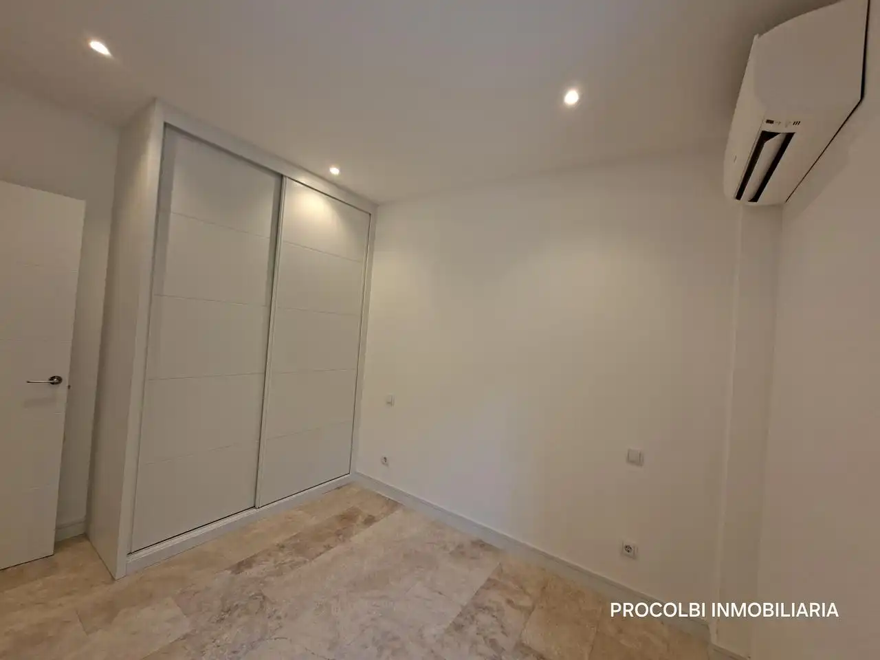 Bedroom of Ground floor for sale in Madrid  with Air Conditioner and Heating