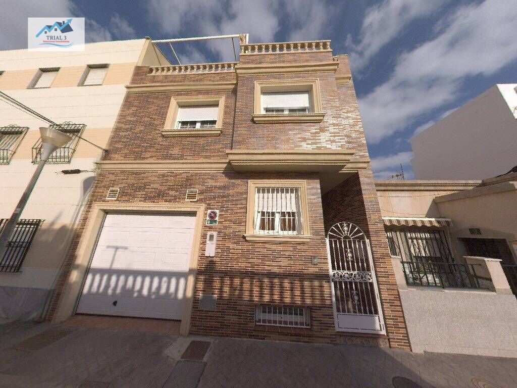 Exterior view of House or chalet for sale in  Almería Capital