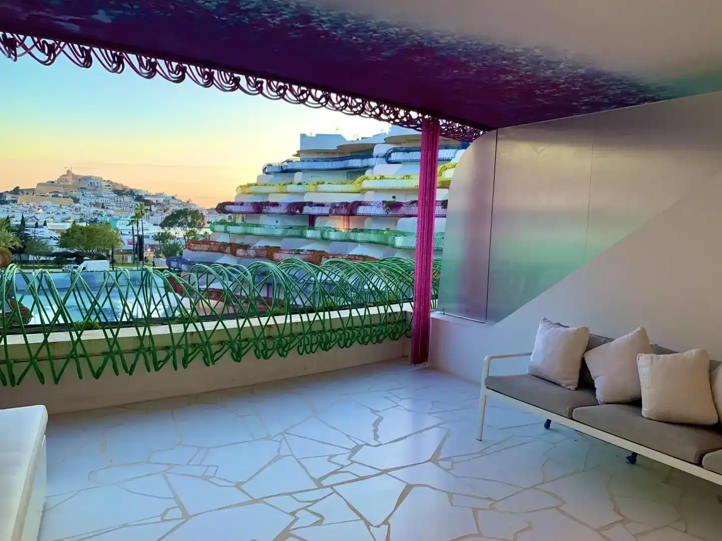 Terrasse von Wohnungen zur Miete in Eivissa mit Klimaanlage, Schwimmbad und Balkon