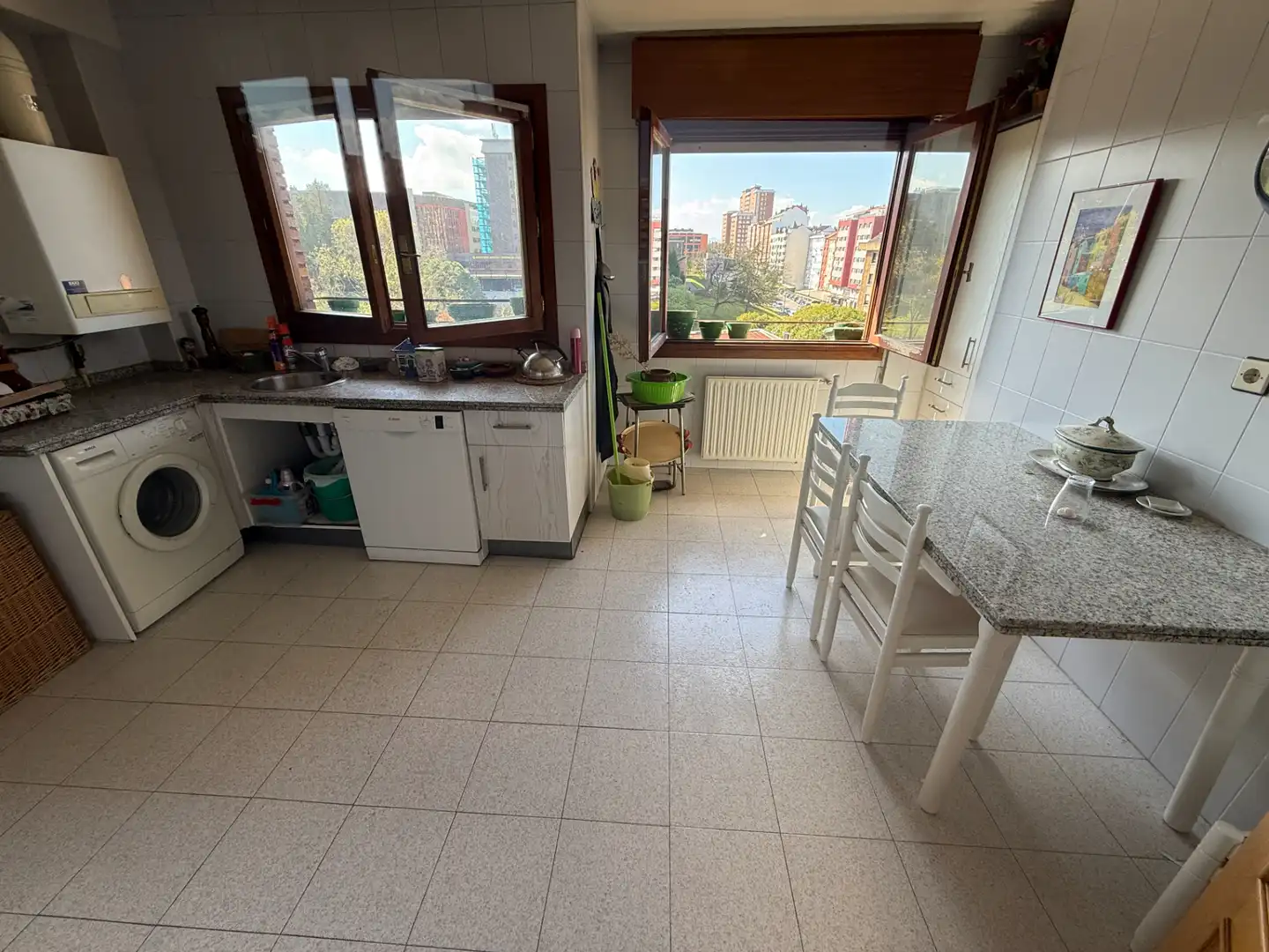 Kitchen of Attic for sale in Oviedo   with Heating and Storage room