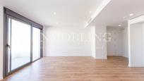 Living room of Flat for sale in Mataró  with Heating, Terrace and Balcony