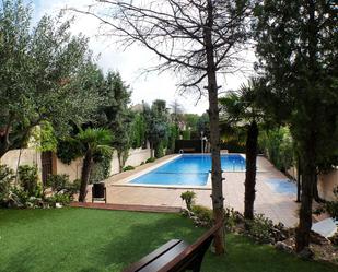 Swimming pool of Single-family semi-detached to rent in Rocafort  with Heating, Private garden and Terrace