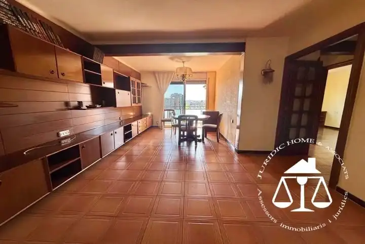 Sala d'estar de Pis en venda en Barcelona amb Terrassa