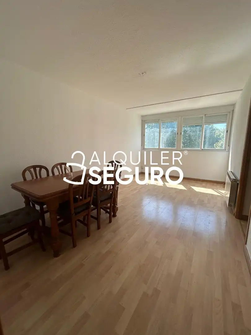Habitación de Piso de alquiler en Mejorada del Campo con Calefacción