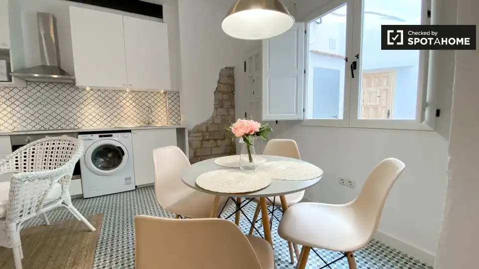 Comedor de Piso de alquiler en Valencia con Aire acondicionado, Calefacción y Amueblado