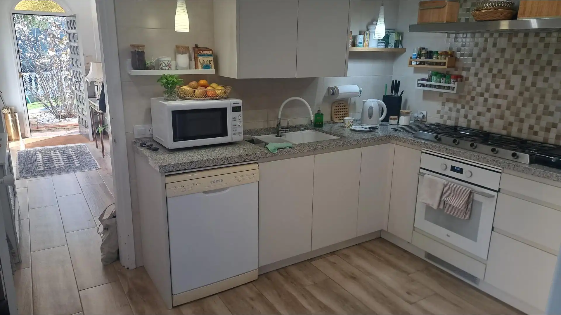 Cuina de Casa o xalet en venda en Lloret de Mar amb Jardí privat, Terrassa i Traster