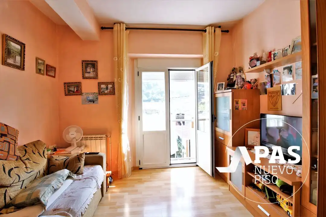 Haus mit Garten zum Verkauf in Barrio Riancho, imagen 9