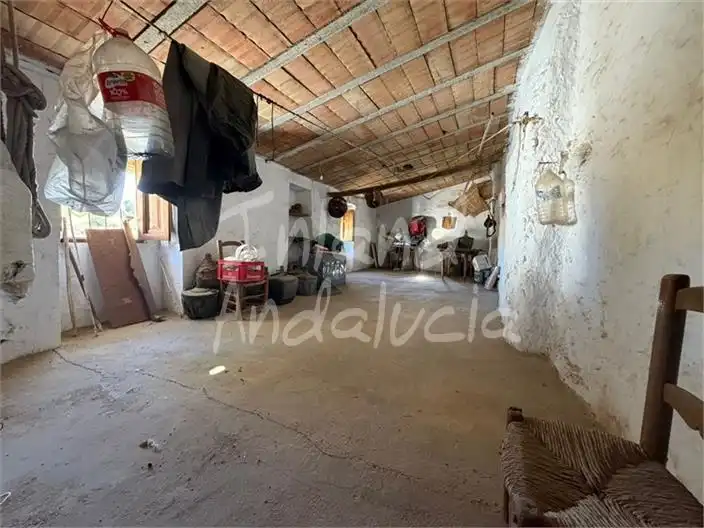 Casa rústica amb piscina en venda a Alcalá la Real, imagen 11